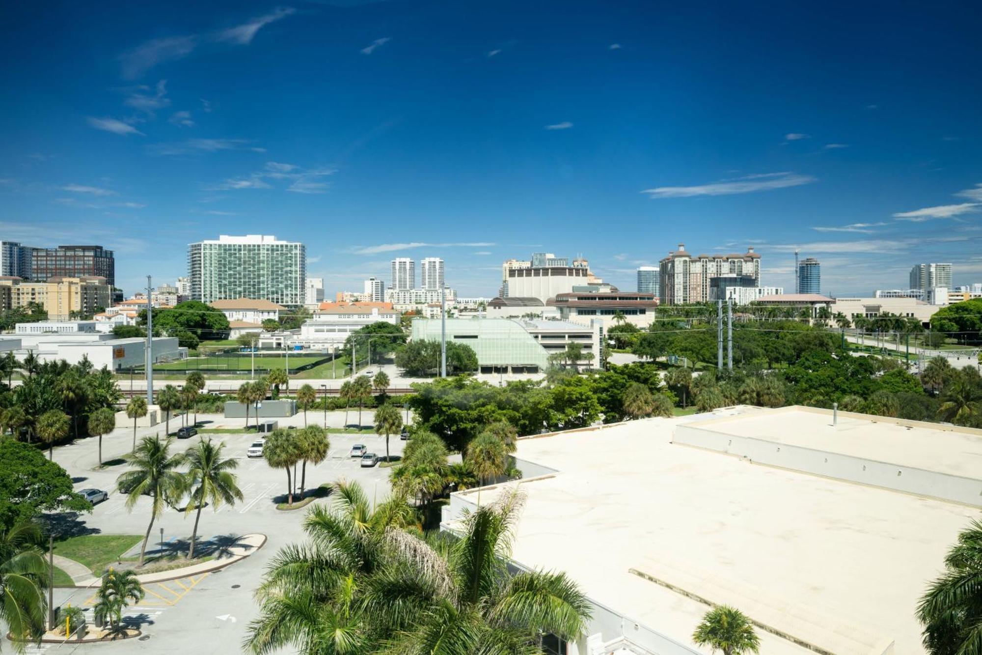 West Palm Beach Marriott Exterior photo
