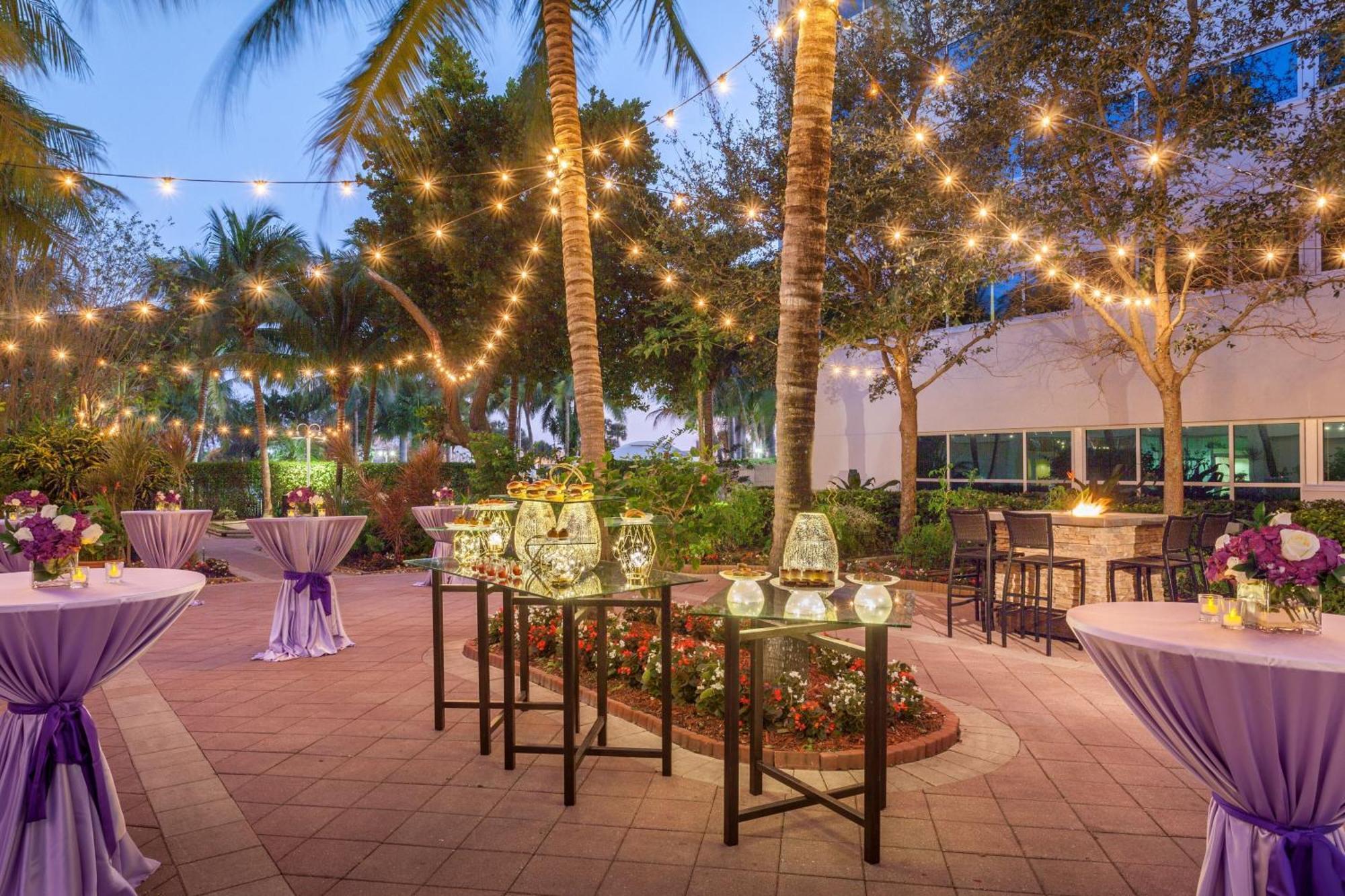 West Palm Beach Marriott Exterior photo